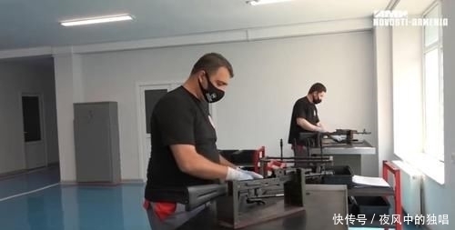 步枪|车间显得干净整洁,亚美尼亚开始组装一突击步枪,每把是手工完成