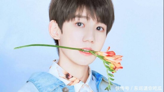 路透|邓超剧场公主抱王源,路透图曝光,王源的真实颜值也太普通了吧