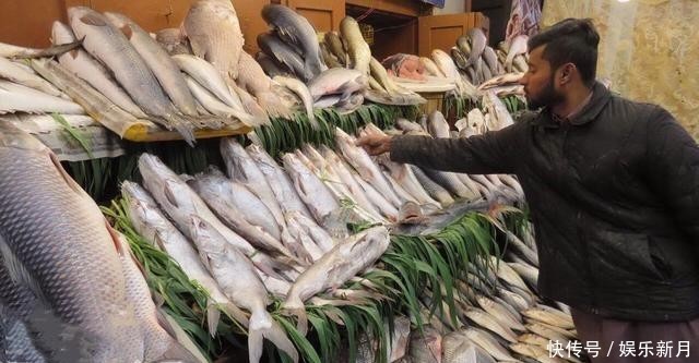 替代|伊朗宣布用人民币替代美元,拟从德国空运现钞后,意外的事情出现