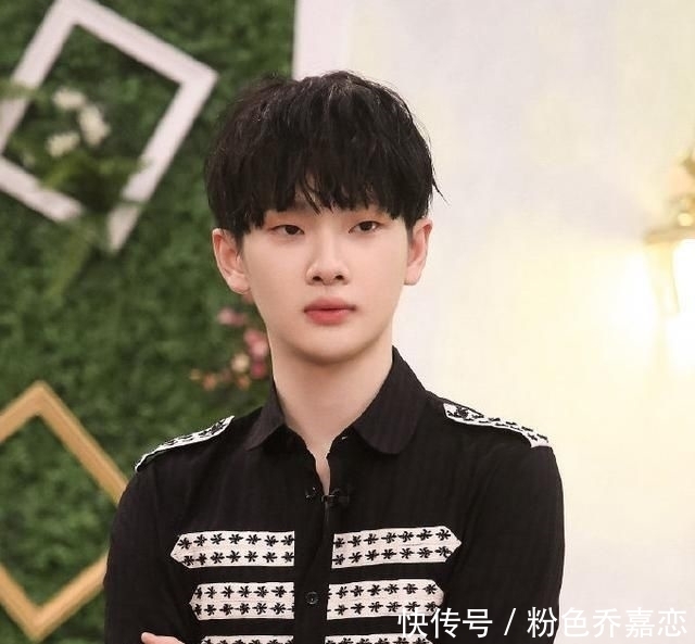  顾客|《中餐厅》顾客撞脸周震南，观众：确定不是亲戚吗