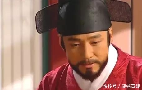 过家家|大长今里的辱明情节 国王款待大明使节的国宴像过家家