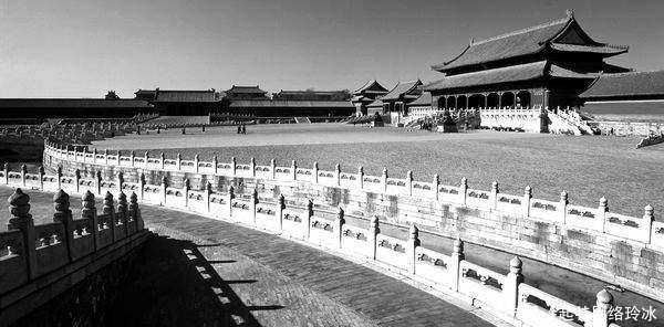 日本|日本人坏事做尽，在疯狂掠夺文物时，为何不动故宫，原因有三点