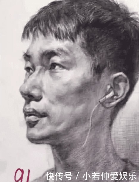  高分|美术生高分卷VS低分卷，差距到底在哪？网友：像玩大家来找茬！