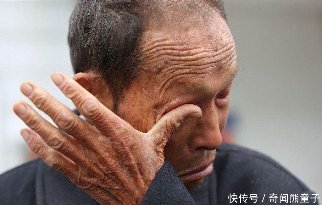 宣判|八个子女不赡养七十六岁老人, 闹上法院, 最后宣判: 免除赡养