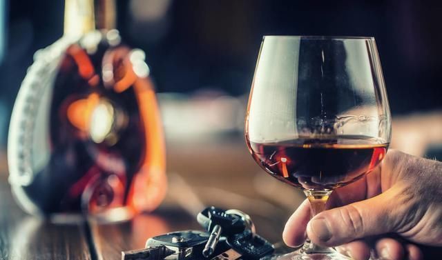 俄罗斯|除了白酒,世界上还有五种蒸馏酒,喝了这么多年,你确定你知道