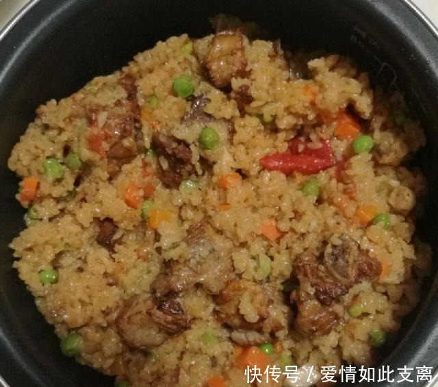 新手|懒人食谱排骨焖饭,三步搞定,新手适用零失败