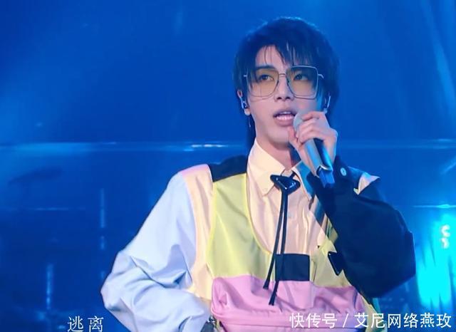 歌手|初生牛犊不怕虎《歌手》仝卓五字评价华晨宇引热议